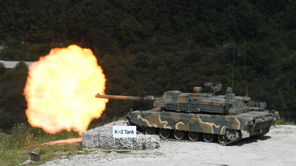 Poljska kupuje od Južne Koreje skoro 400 tenkova i topova