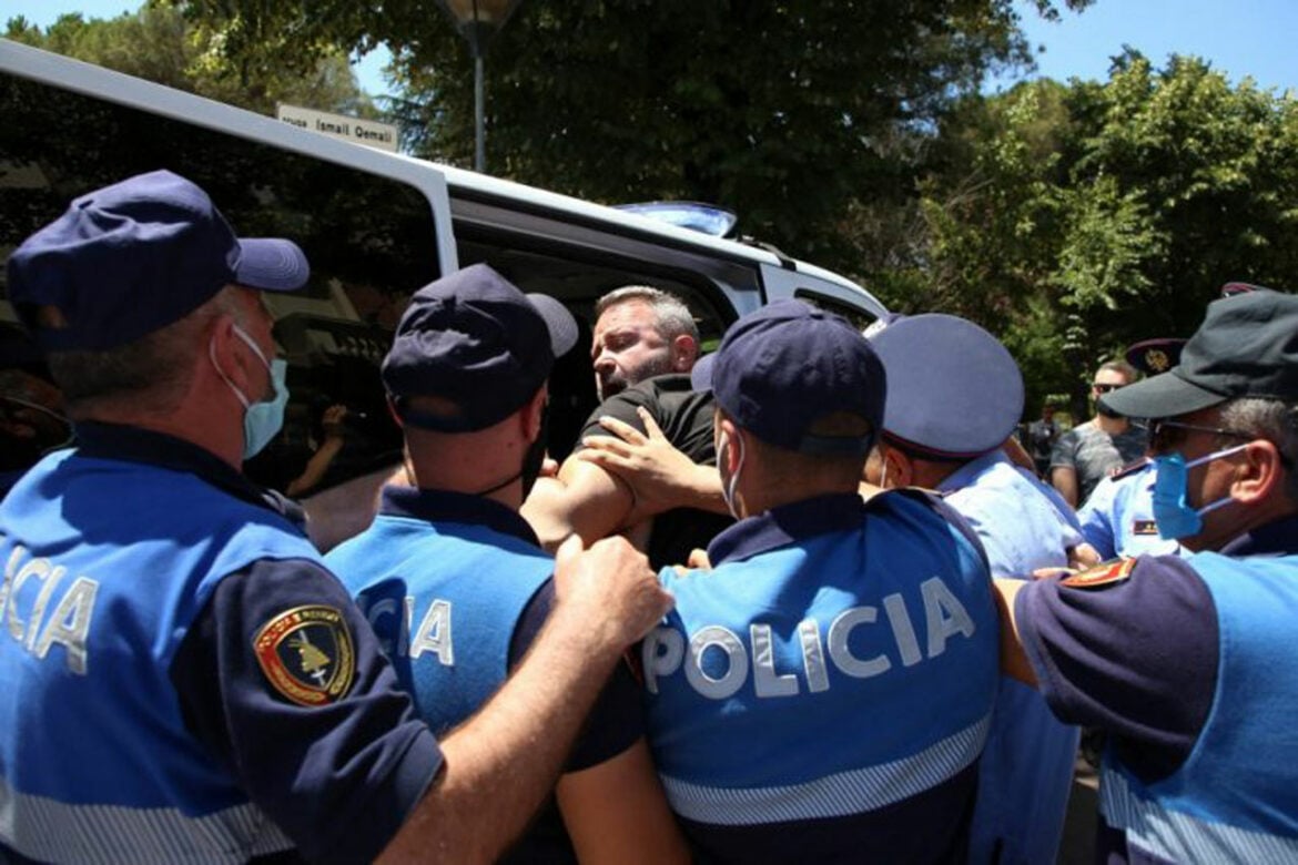 Tirana: Protest zbog pogibije devojčice na plaži