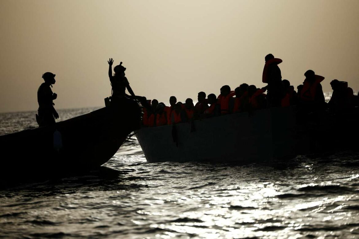 Dobrotvorni brod Open Arms spasao migrante