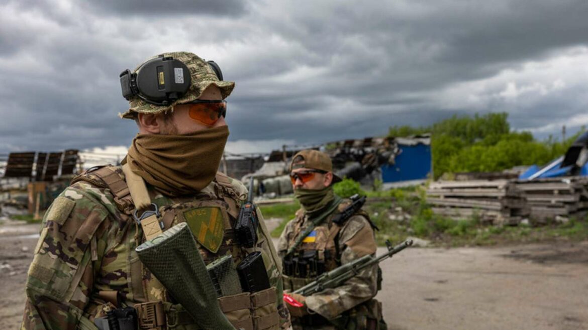 The Guardian: Veterinari specijalnih snaga obučavaju Ukrajince