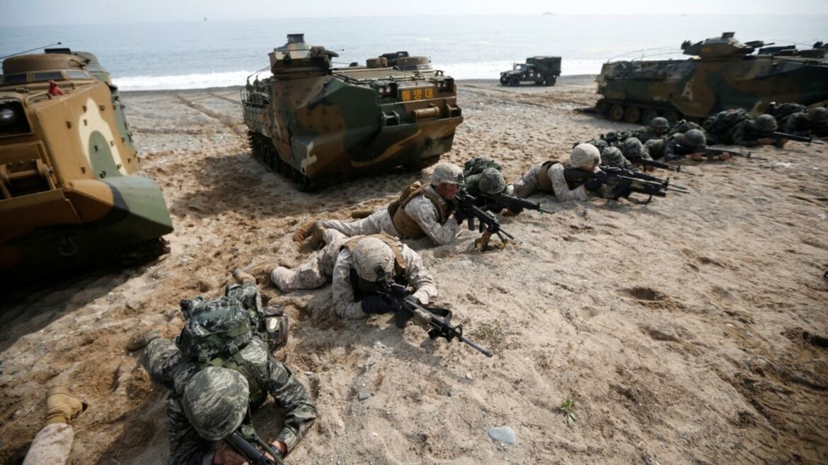 Sjedinjene Države i Južna Koreja započele su najveće zajedničke vojne vežbe