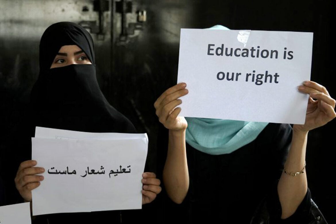 Talibani pucali u vazduh da bi oterali žene koje žele pravo na rad i obrazovanje