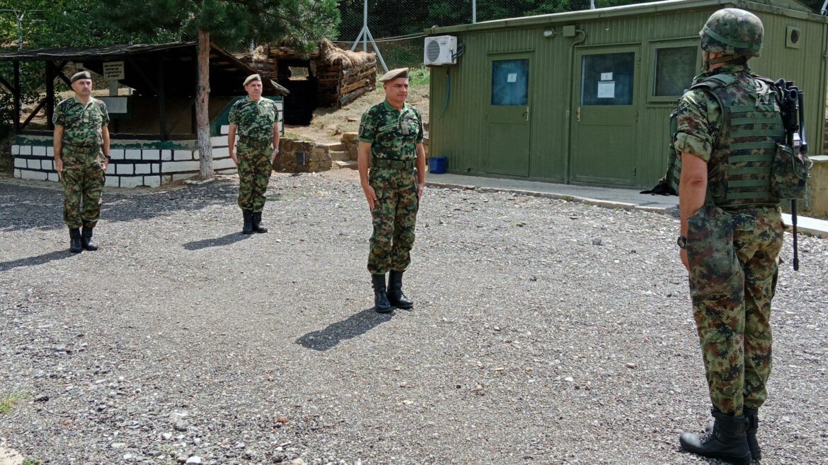 Obilazak jedinica Vojske Srbije u Kopnenoj zoni bezbednosti