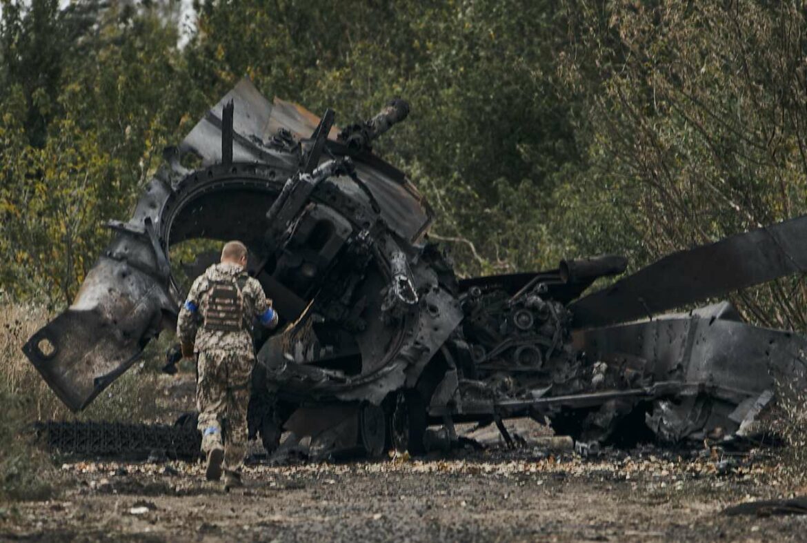 Rusija proslavlja godišnjicu osnivanja Moskve dok se vojnici povlače iz Ukrajine