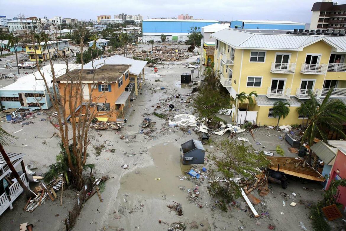 Guverner Floride potvrdio da ima mrtvih, razarajući uragan „Ijan“ kreće se ka Južnoj Karolini