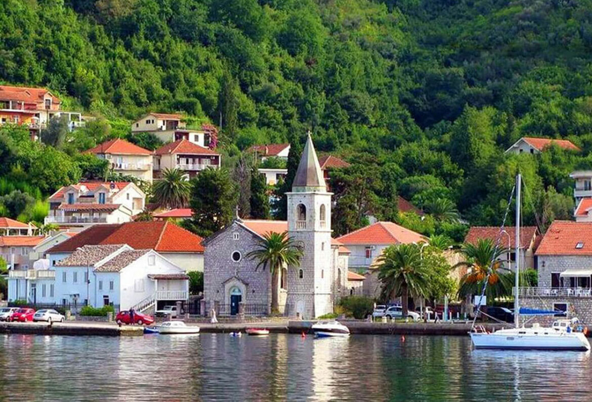 Beživotno telo žene pronađeno na plaži u Tivtu