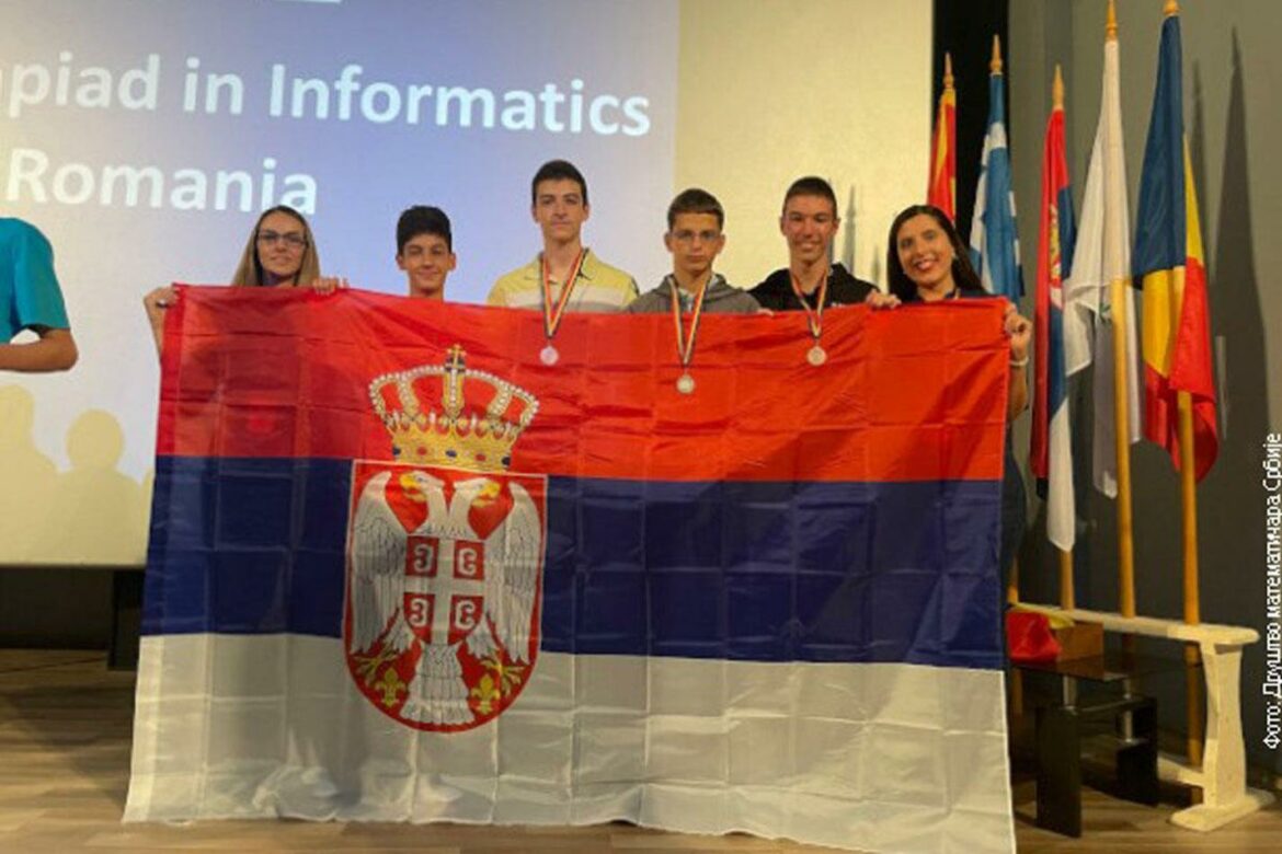 Tri medalje za učenike iz Srbije na informatičkoj olimpijadi u Rumuniji