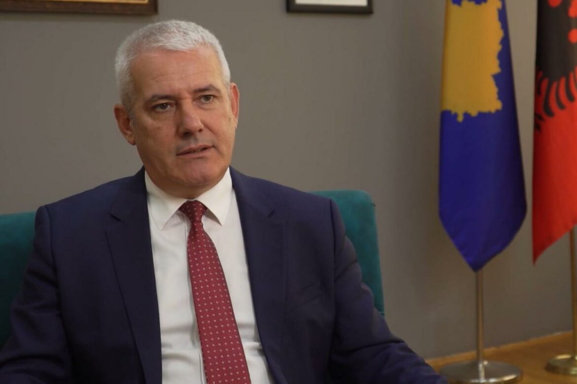 Kosovski ministar policije obećao Vučiću teške dane, nedelje i mesece