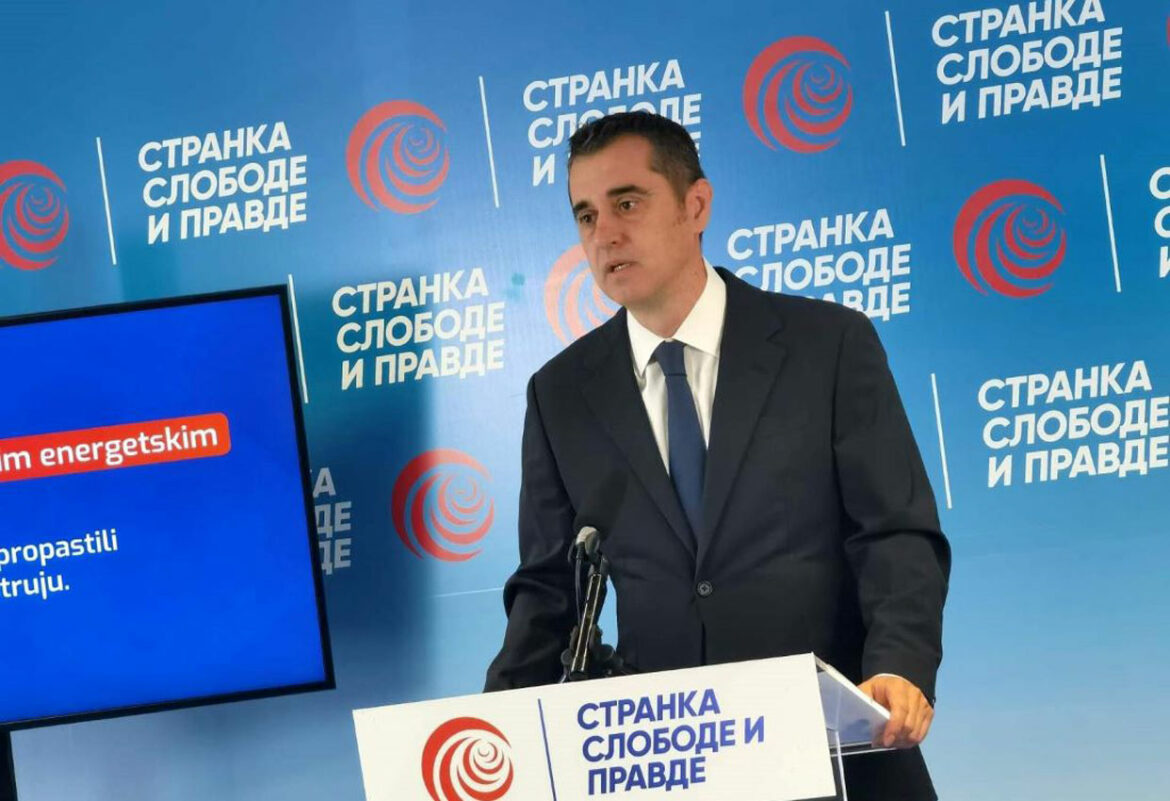 Nikezić: Vučićeva iznuđena predizborna obećanja finansiraće se novim zaduženjem