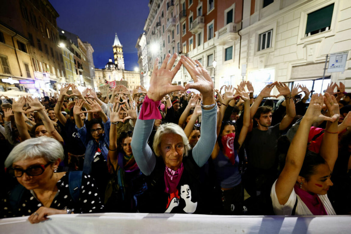 Italijani marširali u znak podrške pravu na abortus