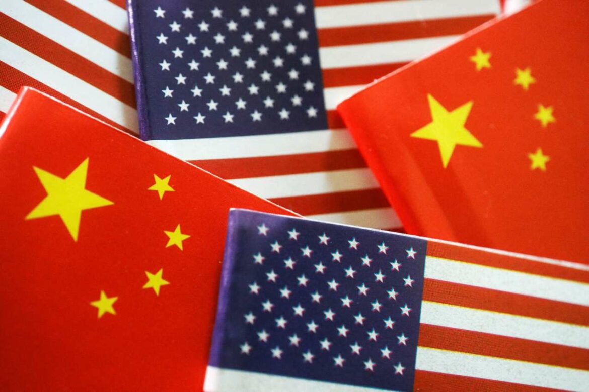 SAD šalju „opasne signale“ Tajvanu, kaže Kina Blinkenu