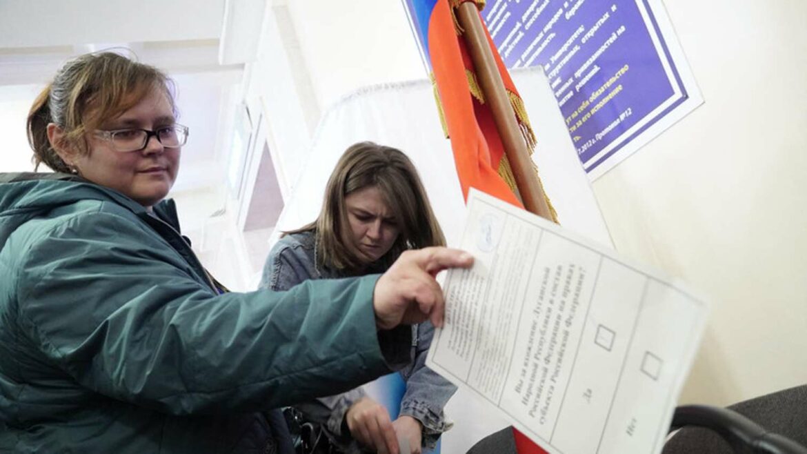 Moskva tvrdi da su stanovnici okupiranih teritorija u Ukrajini glasali za pripajanje Rusiji