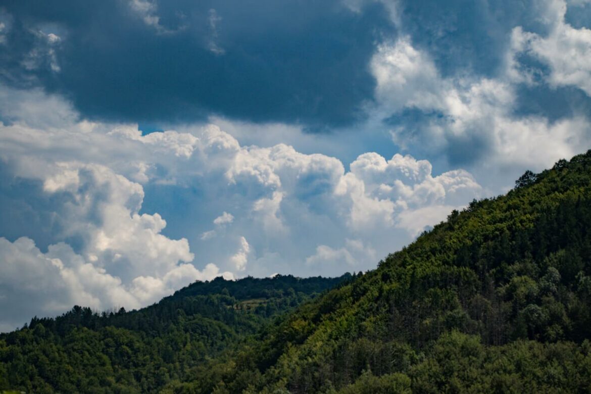 Danas i sunce i oblaci, temperatura do 26 stepeni