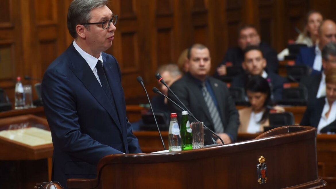 Vučić: Nikad bolje i stabilnije javne finansije nismo imali