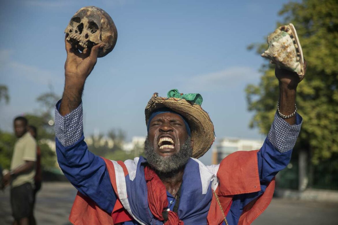 Hiljade ljudi protestuju na Haitiju