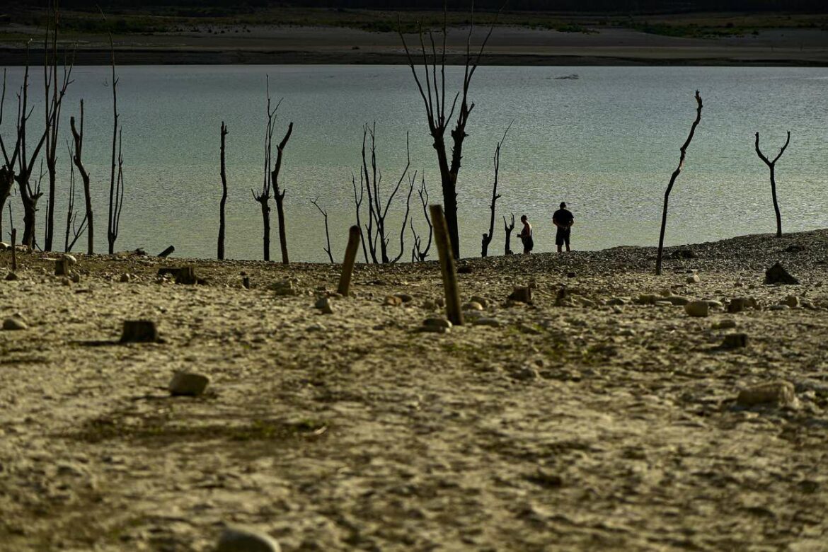 Klimatske promene su učinile letnju sušu 20 puta većom