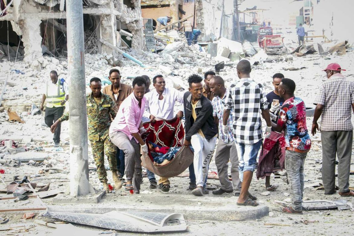 Somalija: Najmanje 100 poginulih u napadu