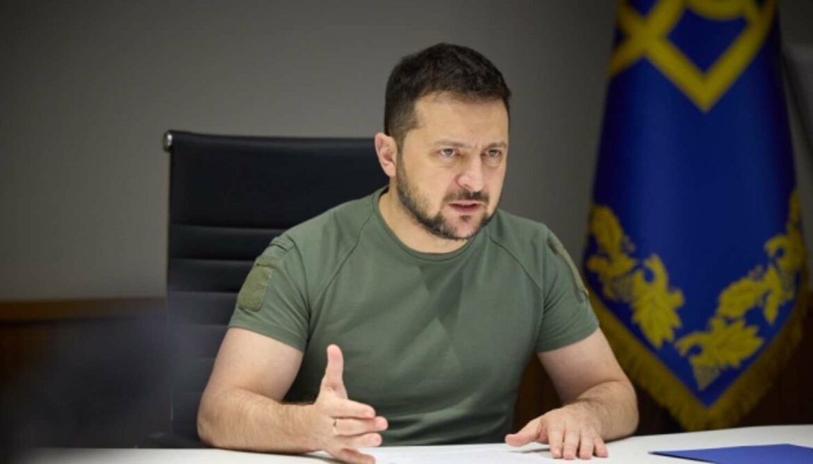 Zelenski: Masovni raketni napad na Ukrajinu, većina projektila oborena