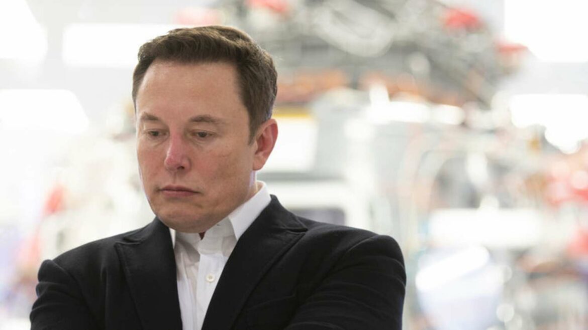 Forbes: Elon Musk je izgubio preko 100 milijardi dolara za godinu dana