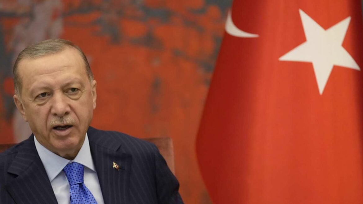 Erdogan izražava „principijelni stav“ o proširenju NATO-a