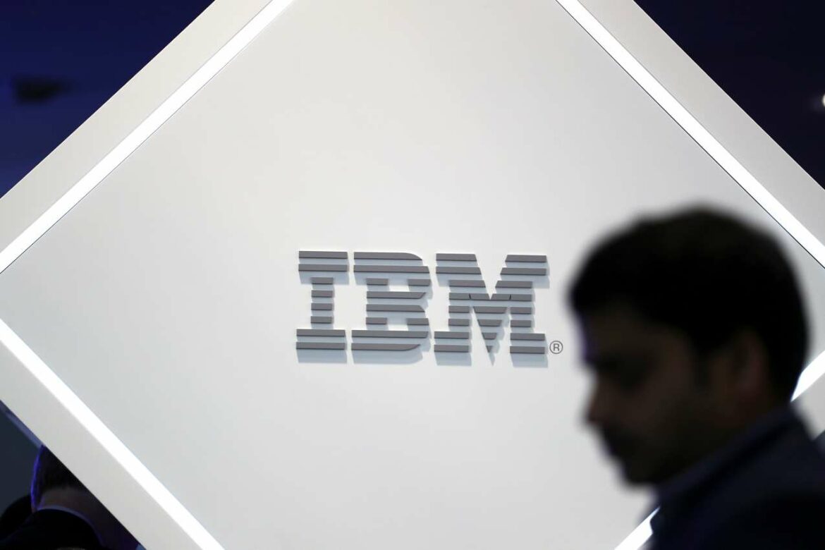 IBM očekuje da će premašiti godišnji cilj prihoda