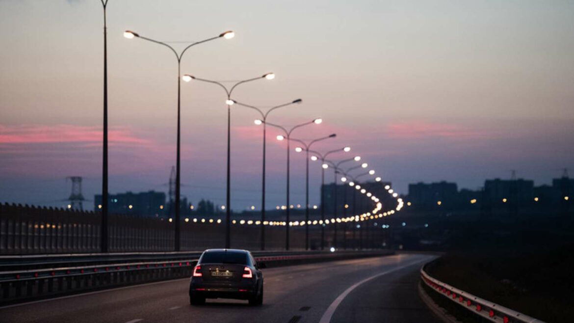 Putin automobilom prešao Krimski most