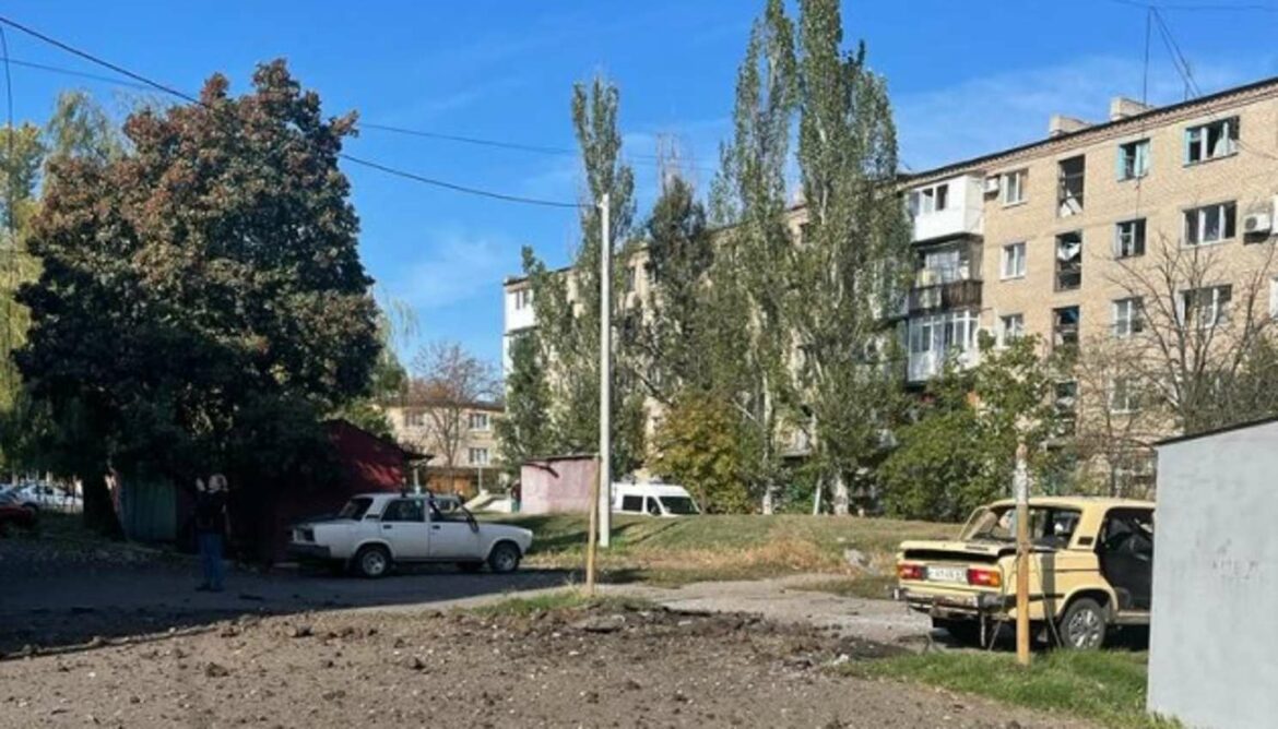 Stambeni blokovi oštećeni u ruskom raketnom udaru na Kurahovo