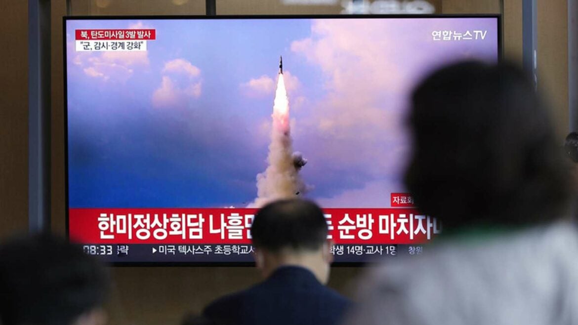 Severna Koreja ispalila raketu iznad Japana