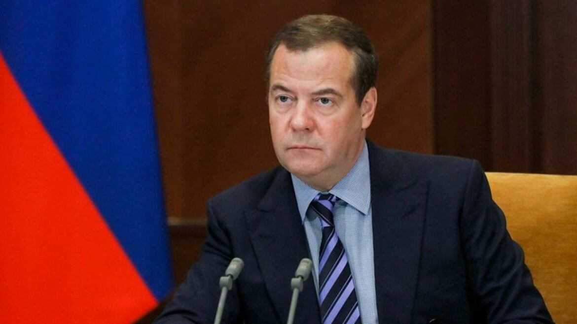 Medvedev: Ukrajinski „nacistički režim“ mora biti demontiran