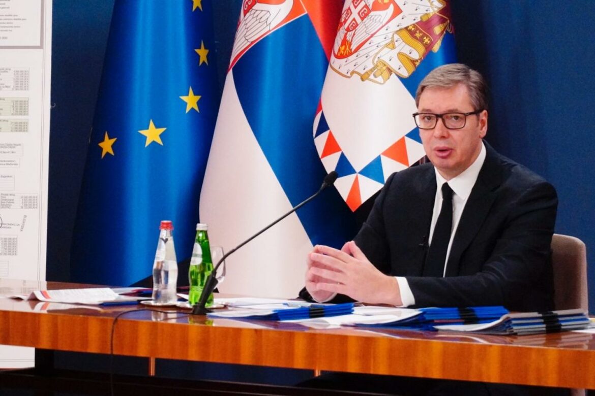 Vučić: Na računu imamo 253,7 milijardi dinara