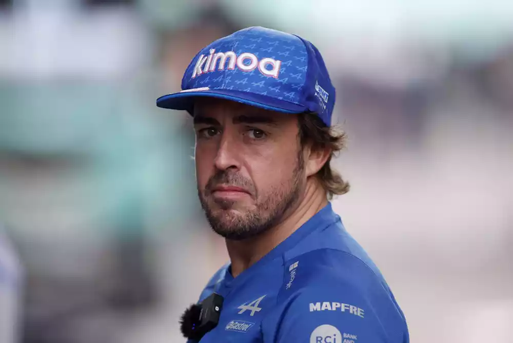 Alonso je uveren da Aston Martin može da pobedi Alpine 2023