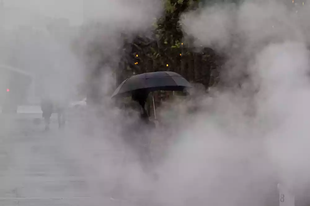 Kaliforniju pogodila kiša, sneg i tornado