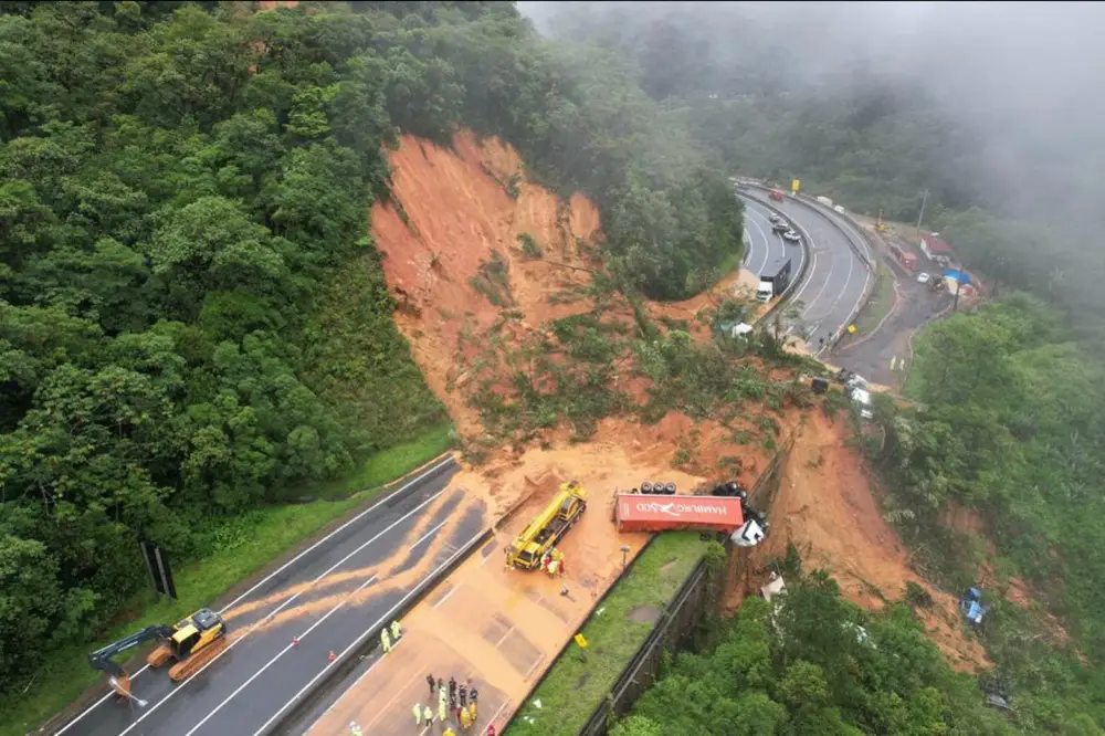 Brazil: U klizištu nestalo najmanje 30 ljudi