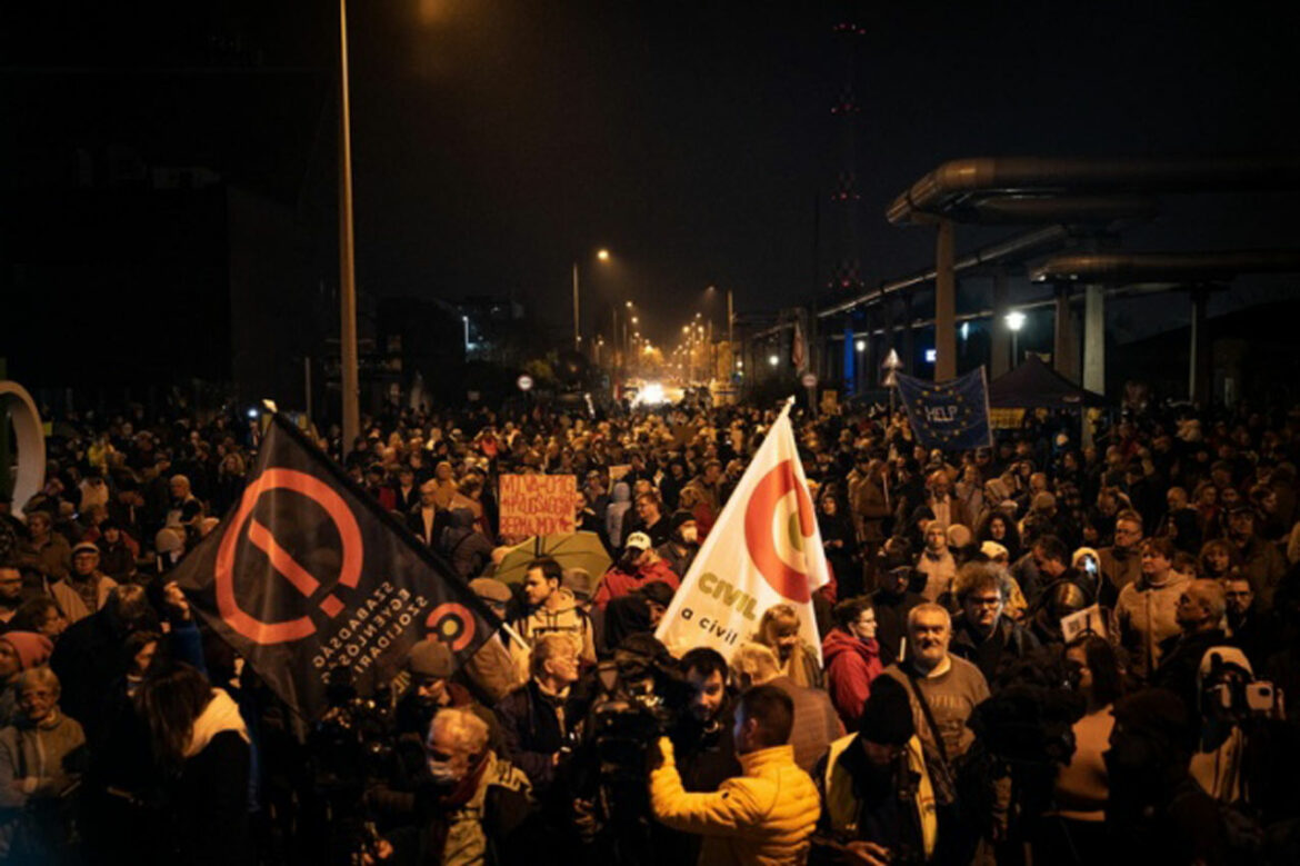 Budimpeša: Miting protiv Orbanove propagande