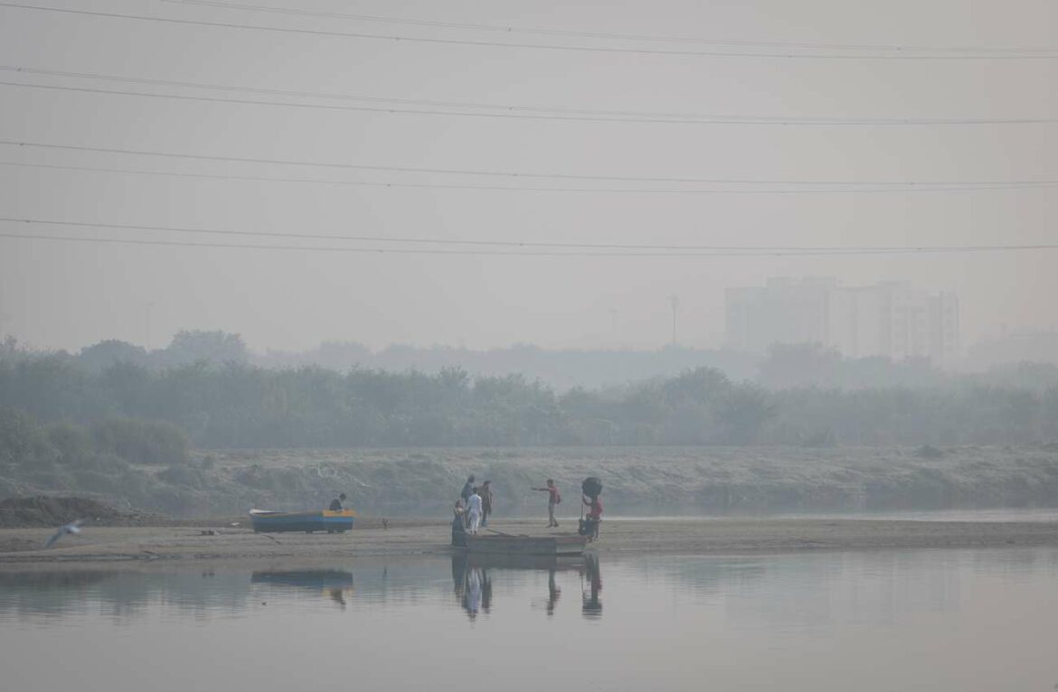 Nju Delhi: Vazduh je ‘zločin protiv čovečnosti’, zatvaraju se škole