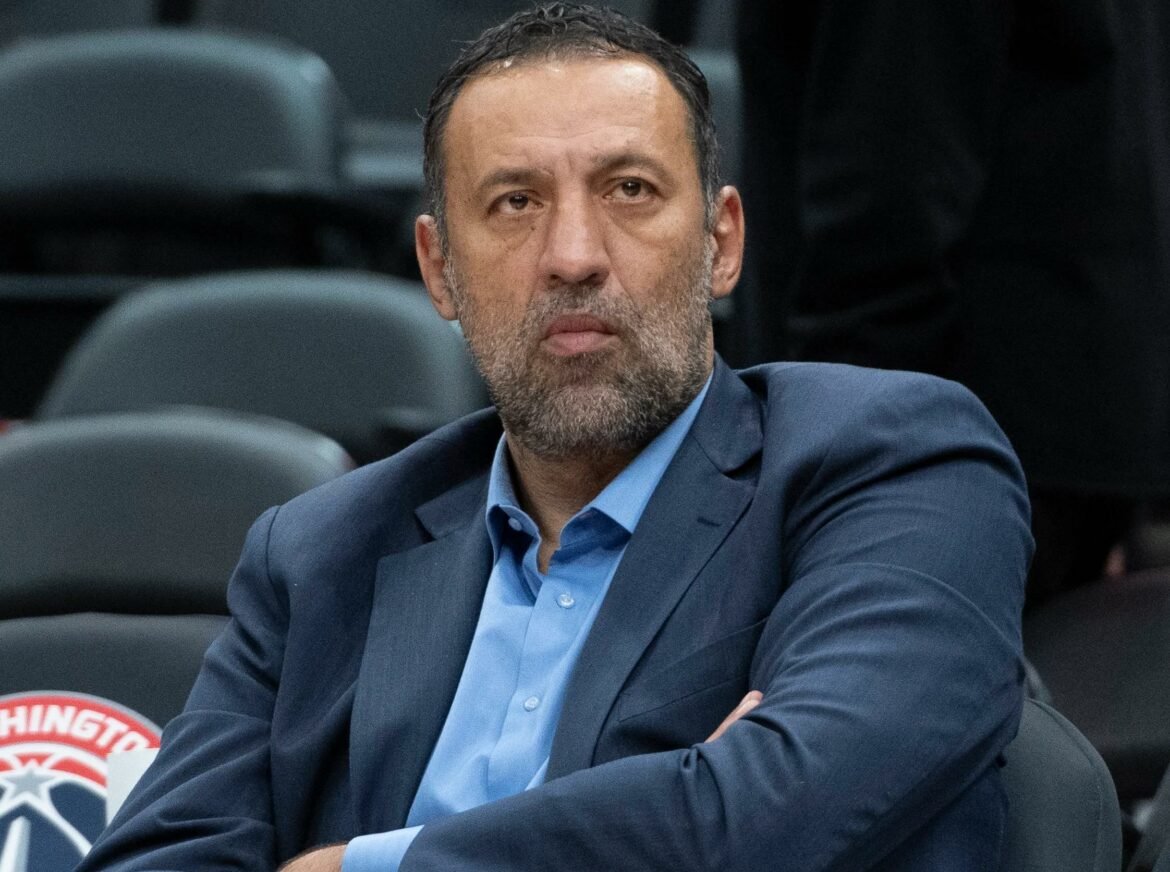 Vlade Divac dobio crnogorski pasoš