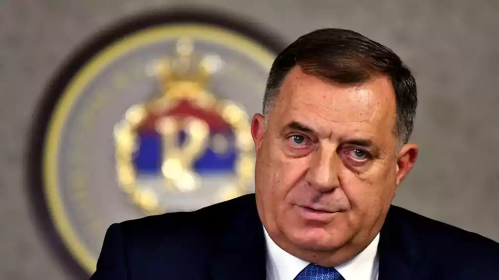 Dodik optužio Bajdena za „provokaciju“