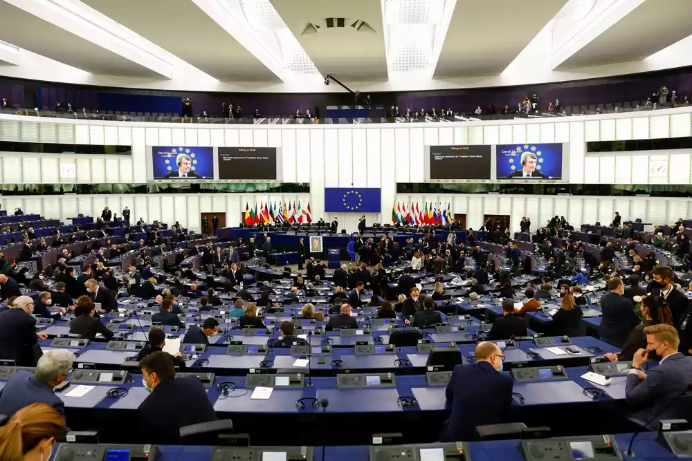 Evropski parlament poziva na uvođenje sankcija protiv Dodika