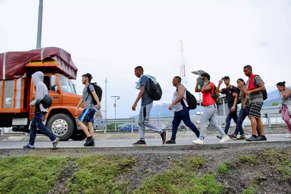 18 migranata je poginulo, a 29 povređeno u autobuskoj nesreći u južnom Meksiku