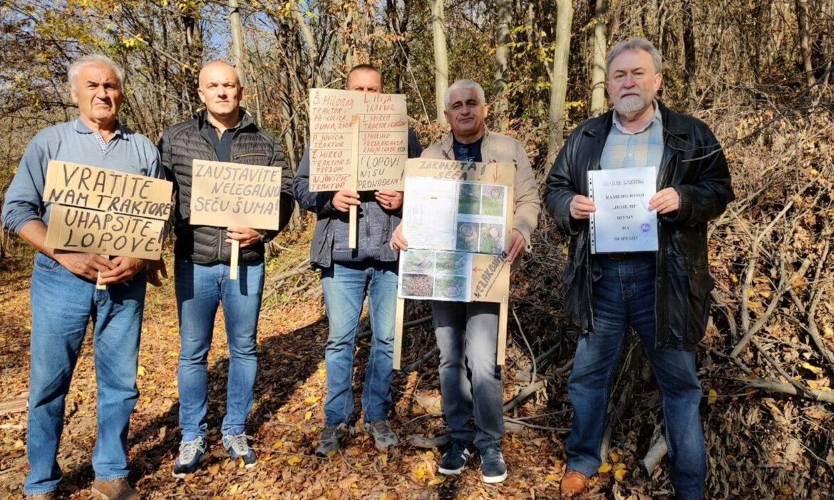 Protest u Aranđelovcu zbog seče šuma, krađe traktora i pljačkanja domaćinstava