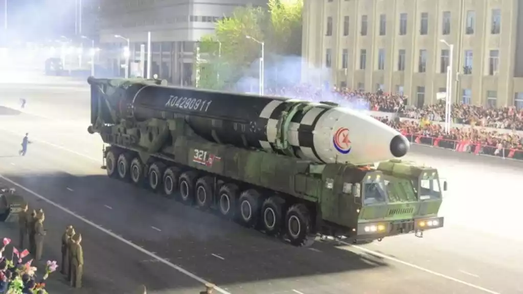 Severna Koreja ispalila još jednu raketu za koju se sumnja da je ICBM