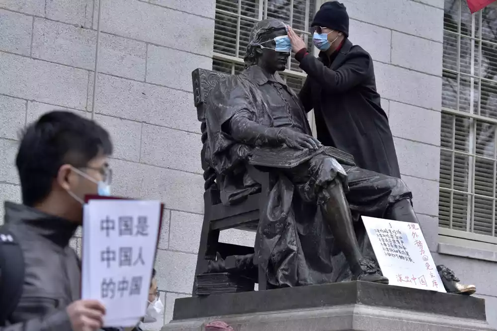 Studenti Harvarda pokazuju solidarnost sa kineskim demonstrantima