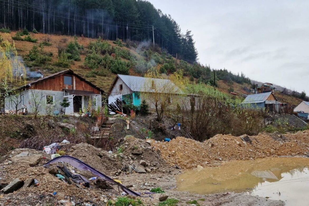 Stabilizuje se situacija u Tutinu i Novom Pazaru, sanira se šteta gde je moguće