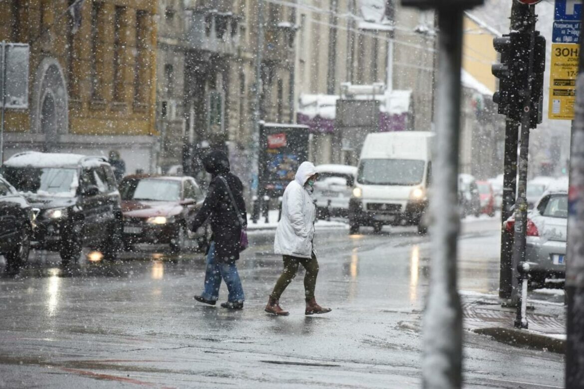 Sutra oblačno, moguća kiša i susnežica – temperatura do 7 stepeni