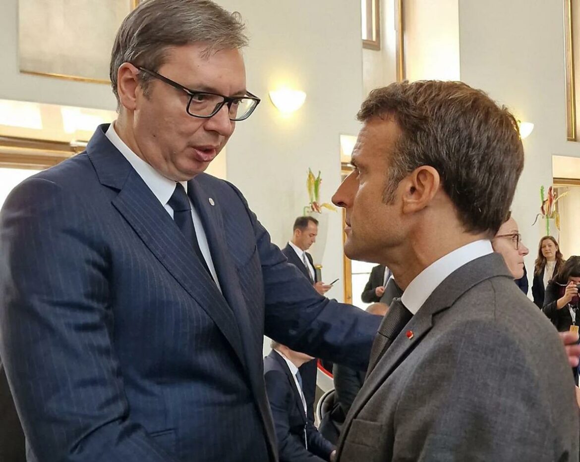 Predsednik Vučić razgovarao sa Makronom o ključnim pitanjima