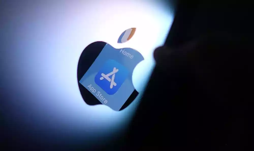 Apple se suočava sa kritičarima zbog politike privatnosti