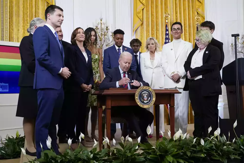 Bajden će potpisati zakon o gej brakovima na ceremoniji u Beloj kući