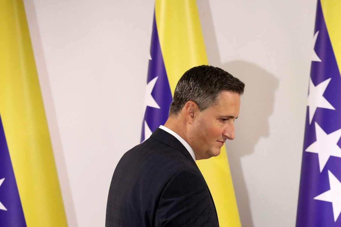 Bećirović poslao poziv Vučiću: „Da 21. vek proglasimo vekom mira na Zapadnom Balkanu“