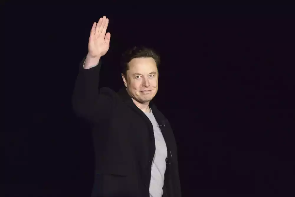 Elon Musk tvrdi da je bio izbezumljen