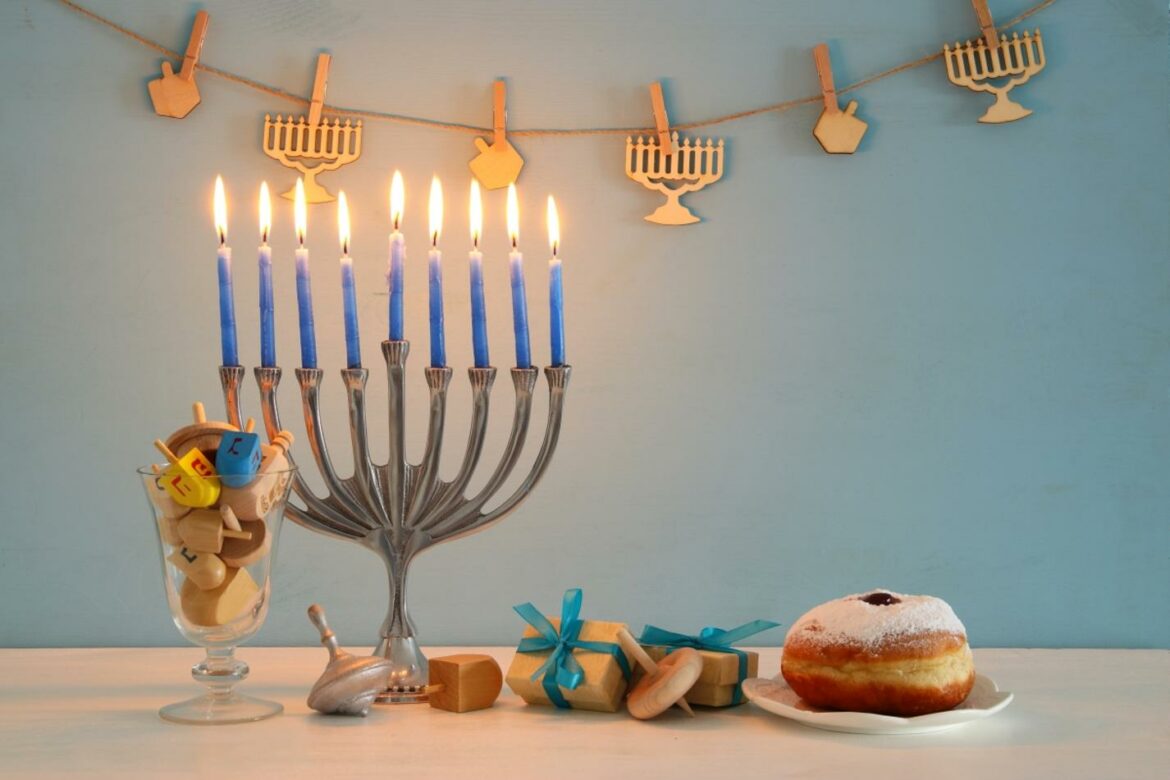 Večeras počinje Hanuka, rabin o simbolici praznika